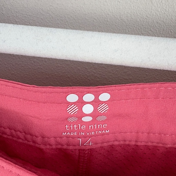 NWT Title Nine Rogue Skort - Size 14 - Picture 3 of 5